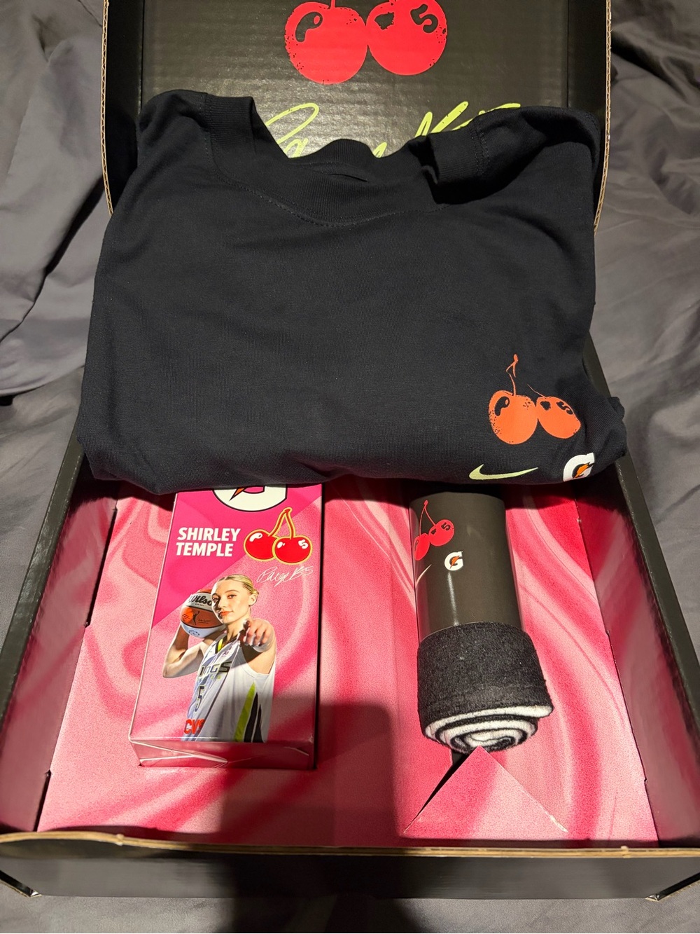 Paige Bueckers Shirley Temple Gatorade Capsule: size large